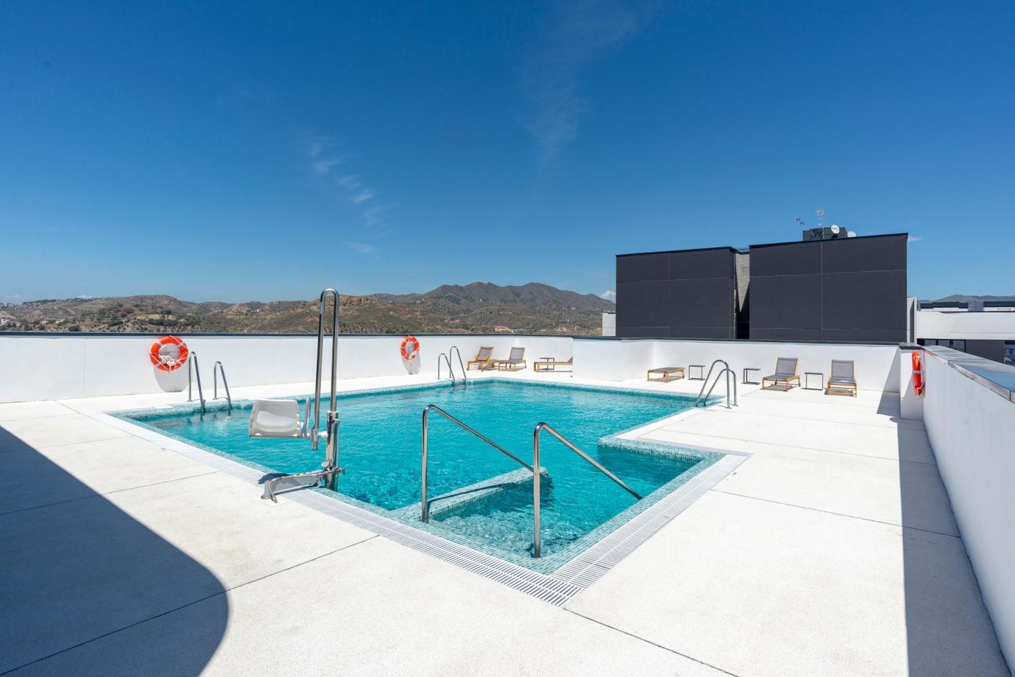 Apartamento Skyline Rooftop Pool & Coworking By Ele